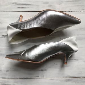 🆕 NWOT Zara heels. Size 6, eu 36. Silver & white.